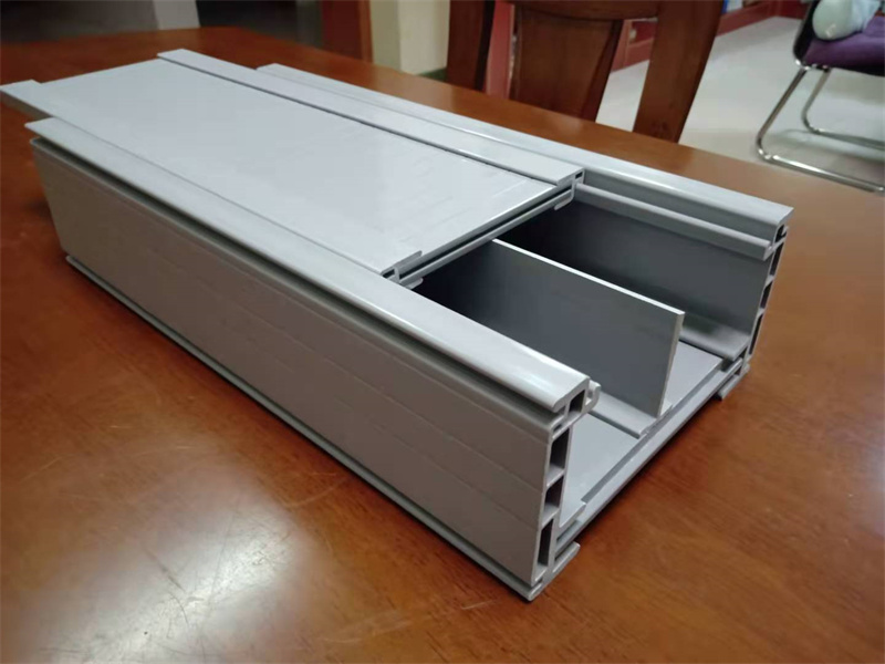 <b>高分子電纜橋架</b>